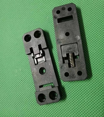 soporte de nylon plástico del clip del montaje del carril del dinar de la anchura de 25m m en el tenedor RB-235 del carril del dinar de 35m m