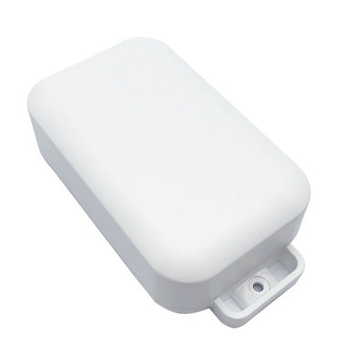 Caja impermeable de plástico IP65 instalada en la pared con orejas para monitoreo de seguridad de la fuente de alimentación en postes eléctricos / tuberías